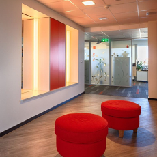 Tekero referents Swedbank Estonia, HR office. Interface plaatvaip Online/Offline.