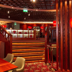 Tekero referents CHI restoranid Solarises ja Ülemiste keskuses. Halbmond eritöö vaipkate ja Amtico First lvt-plangud.