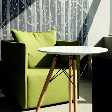 Tekero referents Telia Eesti peahoone. Interface plaatvaibad Urban Retreat, Near & Far ja Human Nature. 